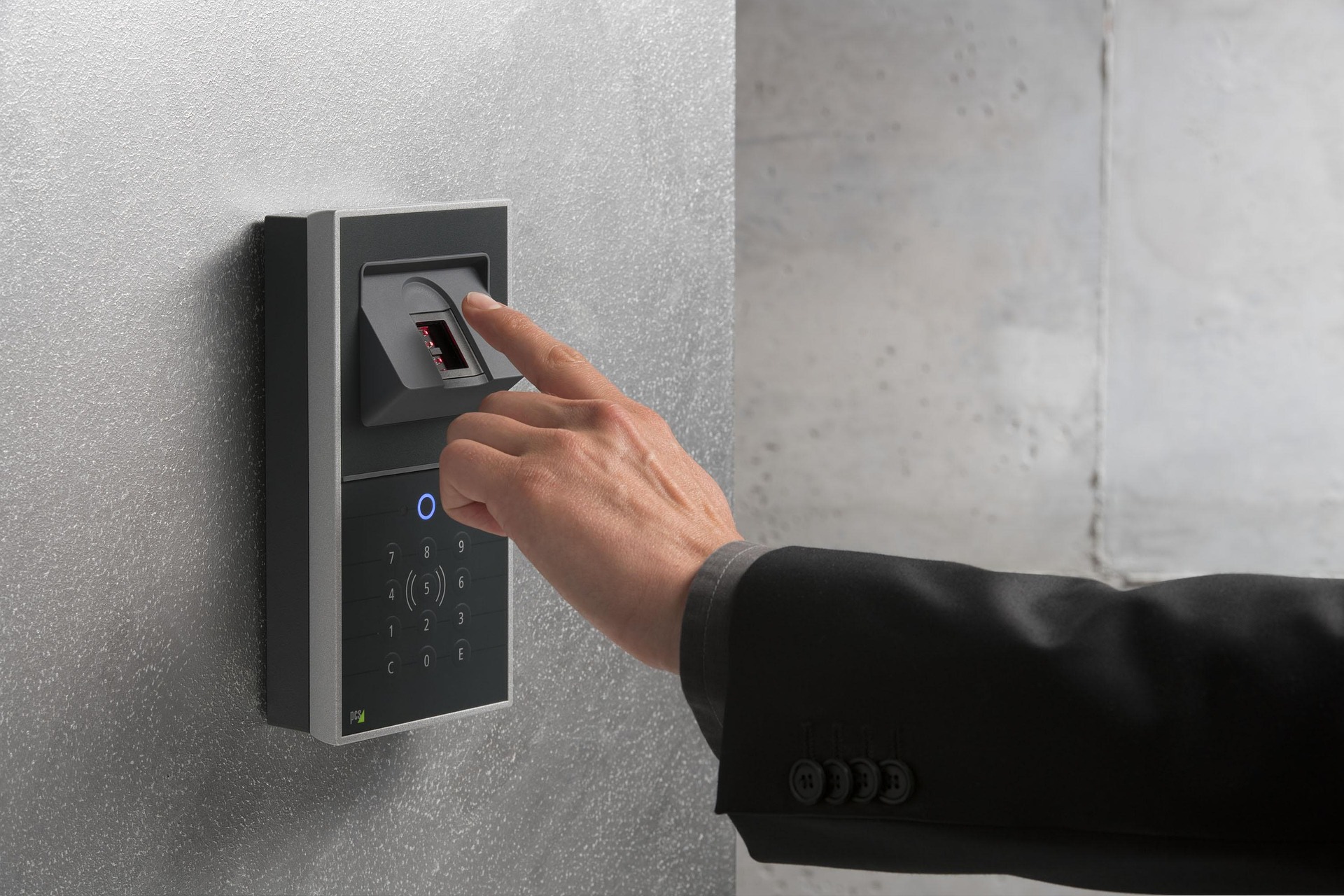 u h0yvbj97 fingerprint 4703841 1920